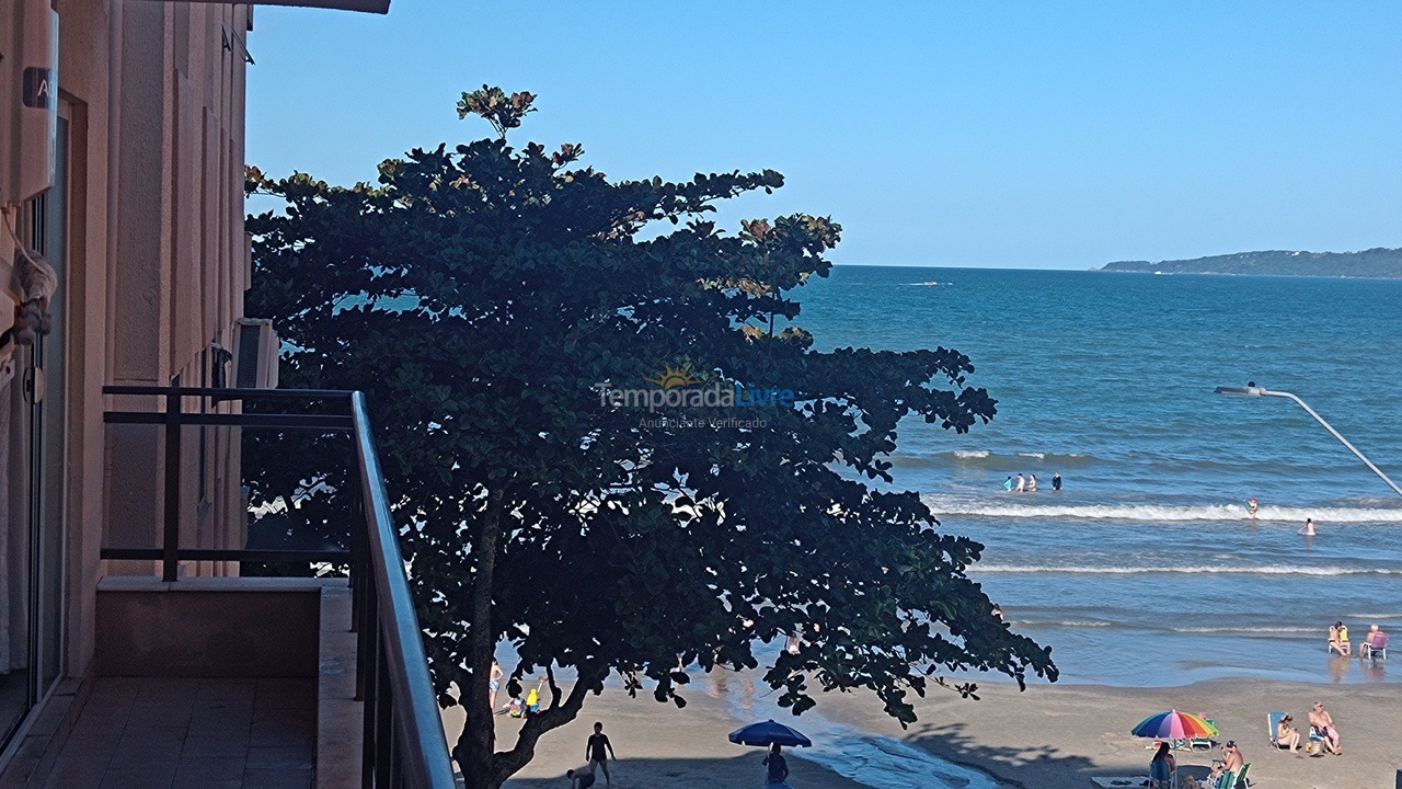 Apartment for vacation rental in Itapema (Meia Praia)