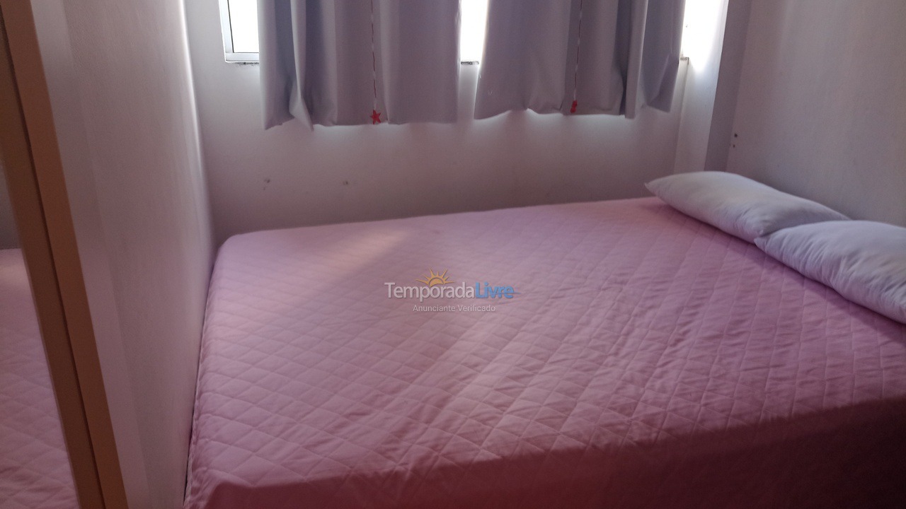 Apartment for vacation rental in Itapema (Meia Praia)