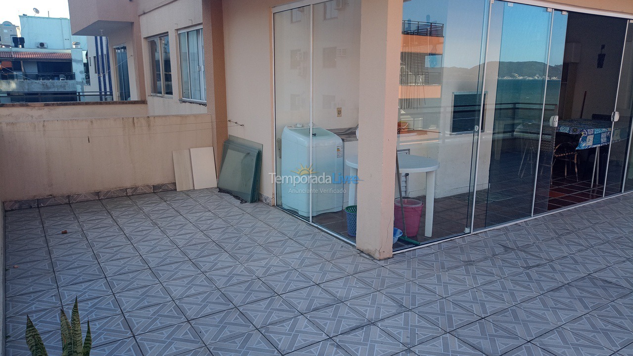 Apartment for vacation rental in Itapema (Meia Praia)