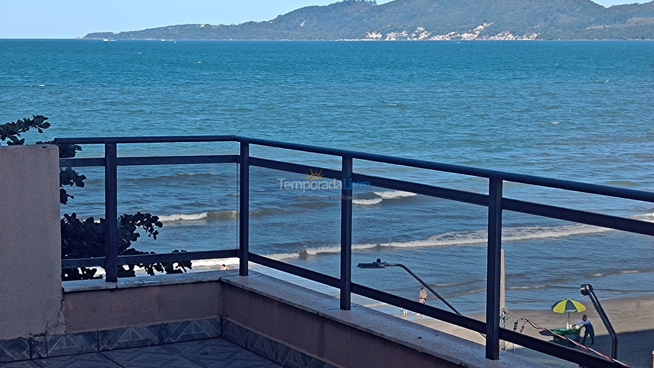 Apartment for vacation rental in Itapema (Meia Praia)