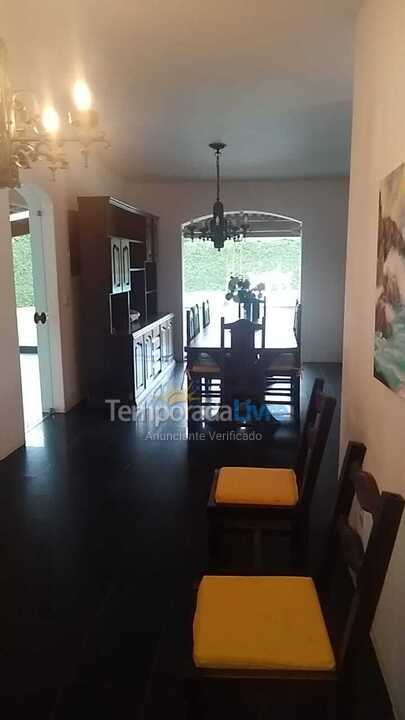 Casa para aluguel de temporada em Guarujá (Praia do Pernambuco)