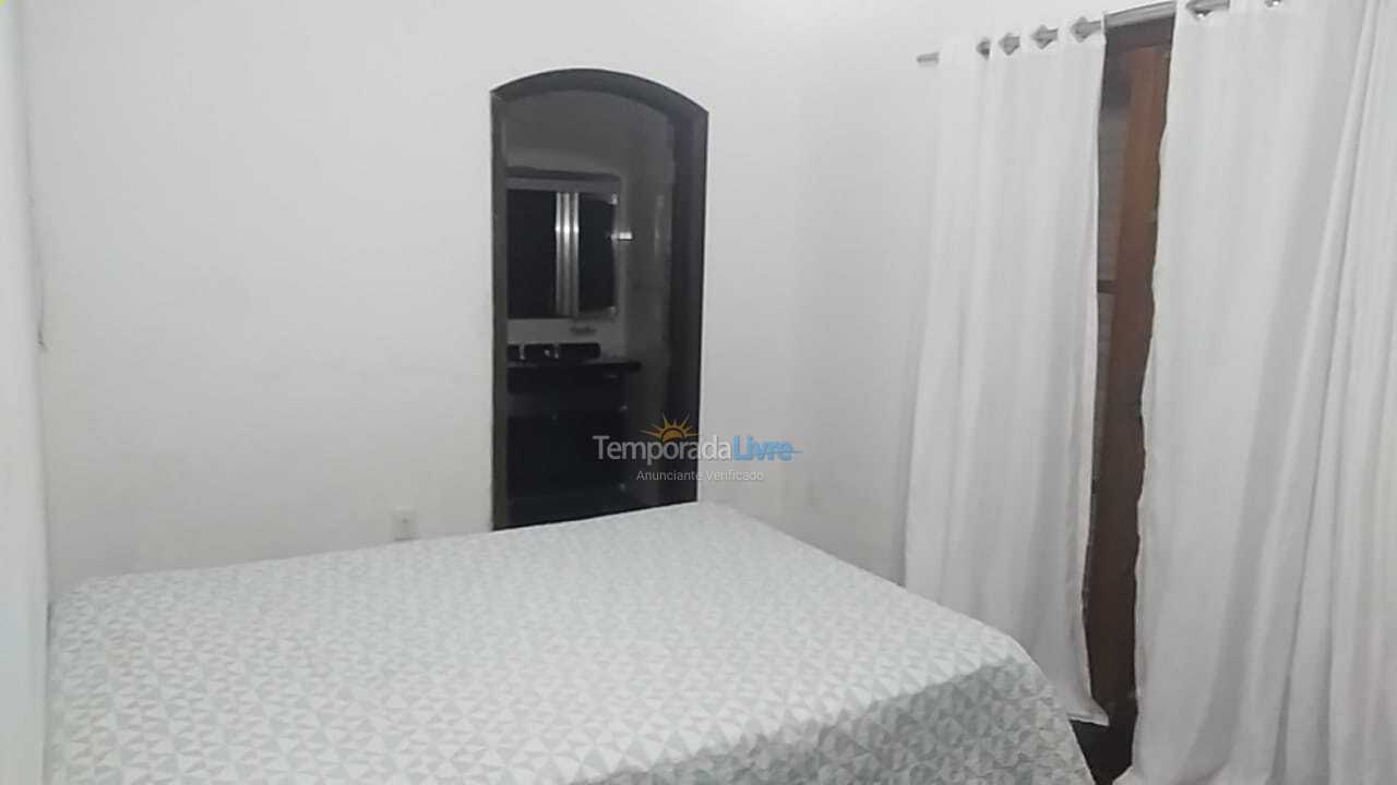 Casa para aluguel de temporada em Guarujá (Praia do Pernambuco)