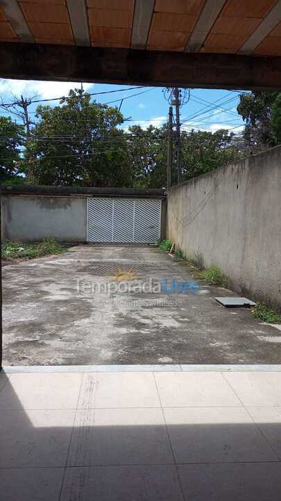 Casa para alquiler de vacaciones em Rio das Ostras (Costa Azul)