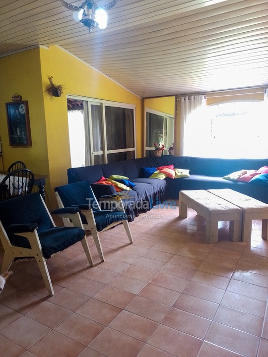 Chácara / sítio para aluguel de temporada em Juquitiba (Bairro Palmeirinha Sitio Aldemir Sítiocarmocom)