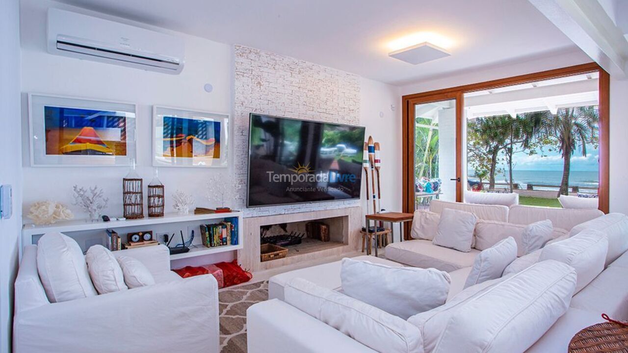 Casa para alquiler de vacaciones em São Sebastião (Camburi)