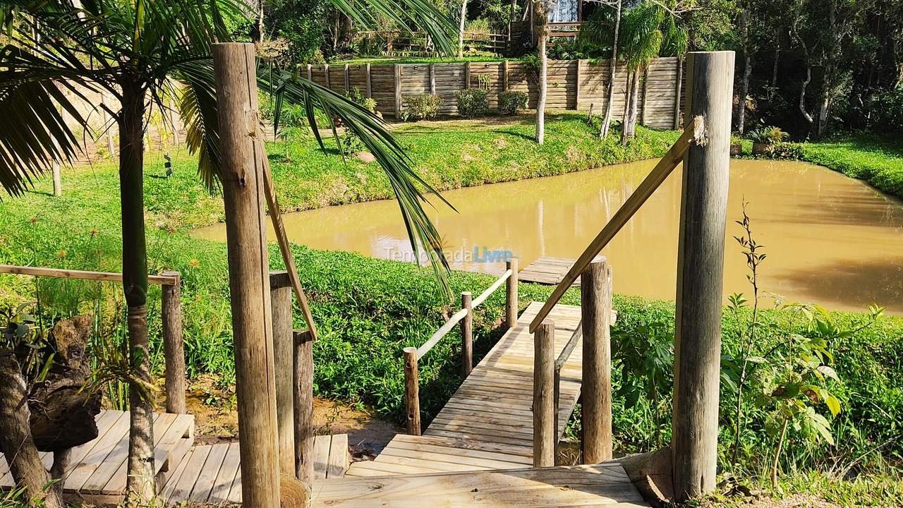 Casa para alquiler de vacaciones em Imaruí (Praia Vermelha)