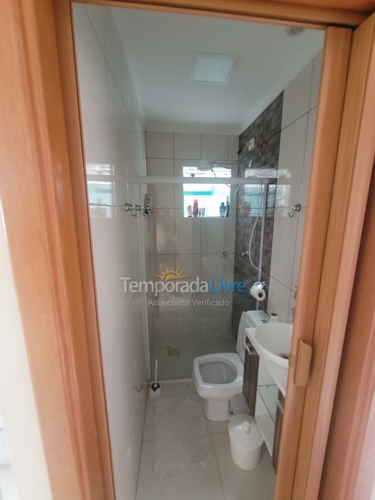 House for vacation rental in Praia Grande (Jardim Samambaia)