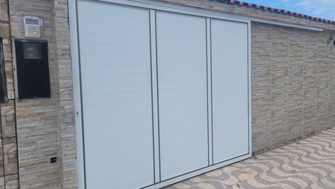 Fachada frente casa ( porteiro eletronico) 