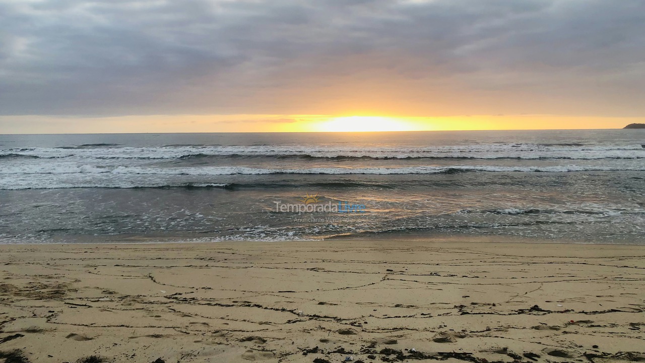 Apartamento para aluguel de temporada em Ubatuba (Toninhas)