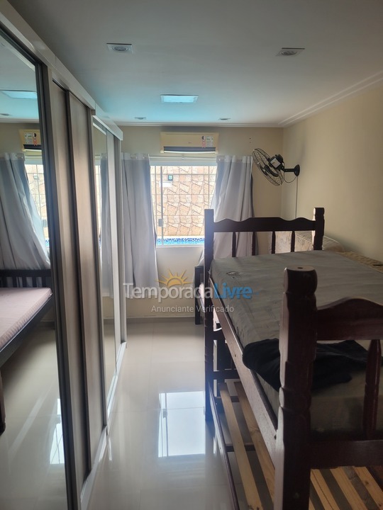 House for vacation rental in Praia Grande (Jardim Samambaia)