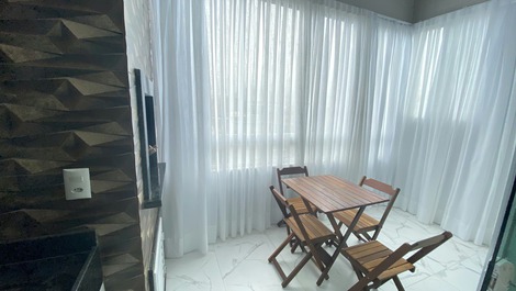 Excelente ático en Mariscal con vistas al mar