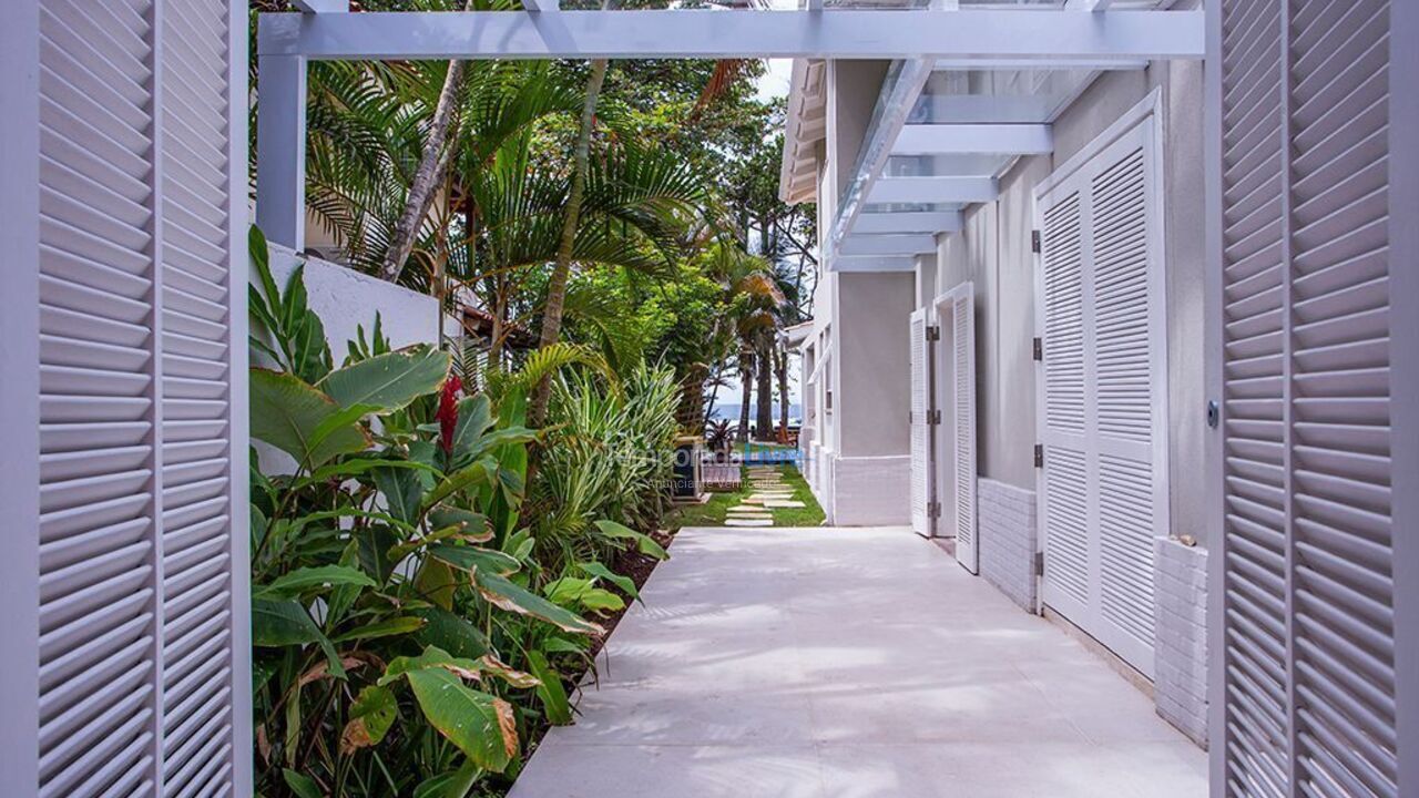 House for vacation rental in São Sebastião (Camburi)