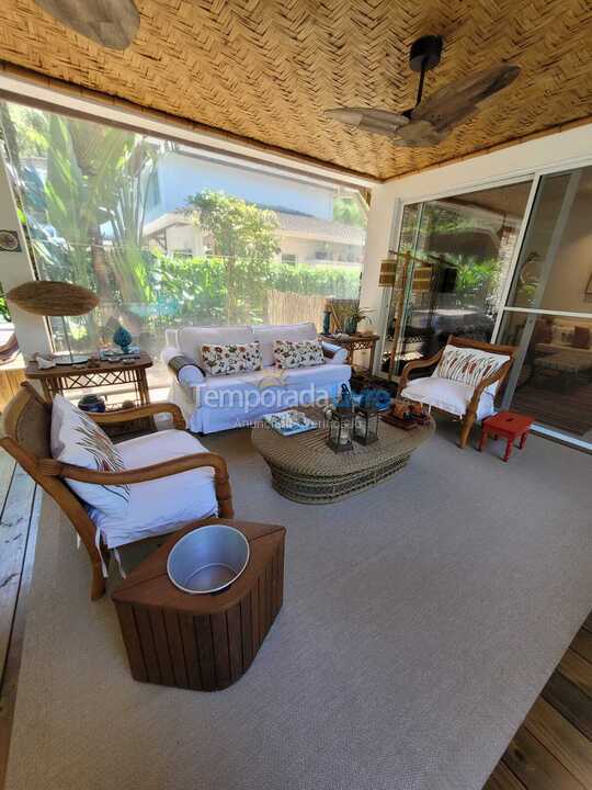 Casa para aluguel de temporada em São Sebastião (Praia da Baleia)