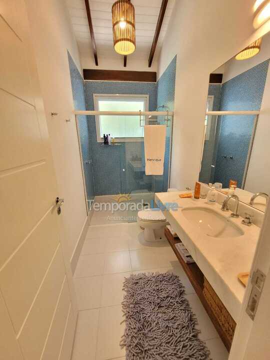 Casa para aluguel de temporada em São Sebastião (Praia da Baleia)