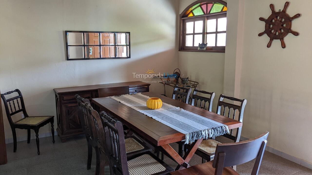 Casa para alquiler de vacaciones em São Pedro da Aldeia (Praia Linda)