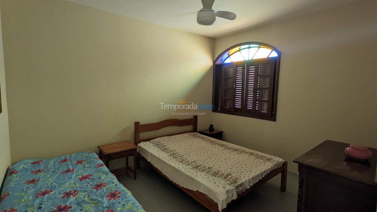 Casa para alquiler de vacaciones em São Pedro da Aldeia (Praia Linda)