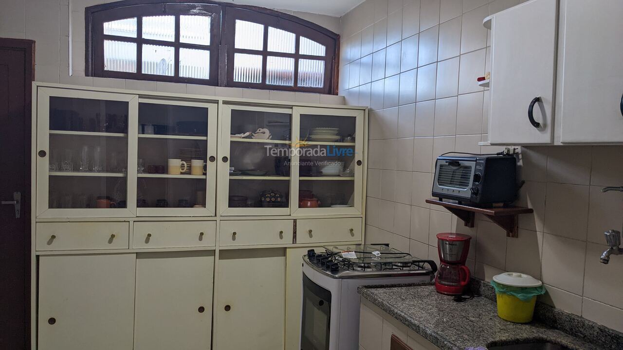 Casa para alquiler de vacaciones em São Pedro da Aldeia (Praia Linda)