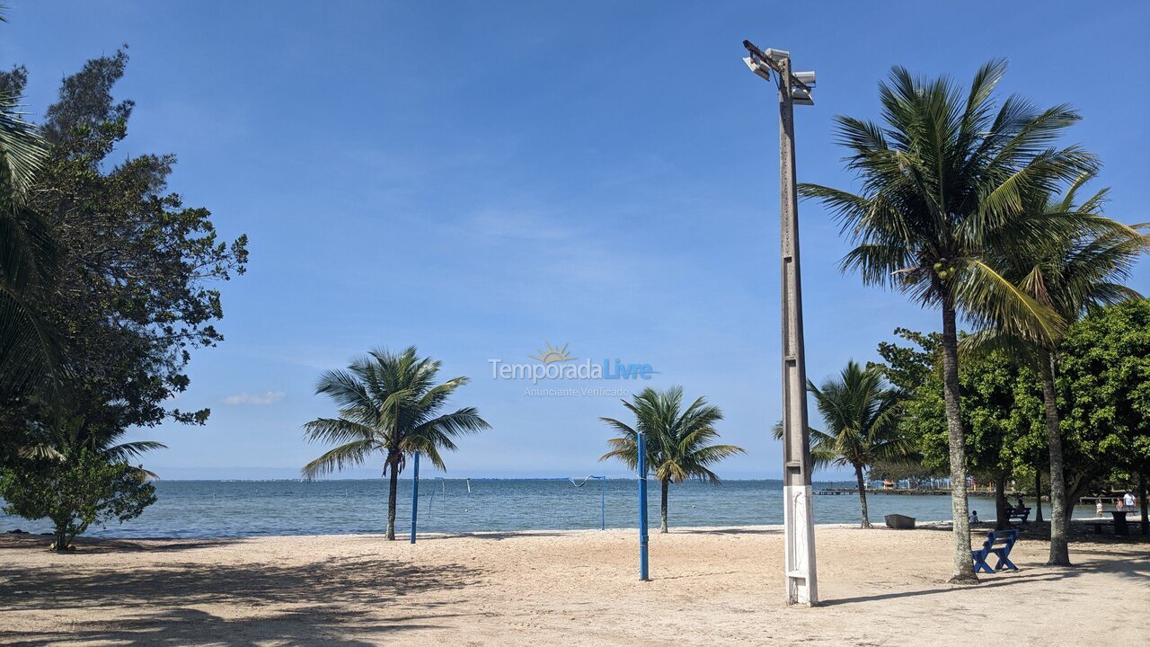 Casa para alquiler de vacaciones em São Pedro da Aldeia (Praia Linda)