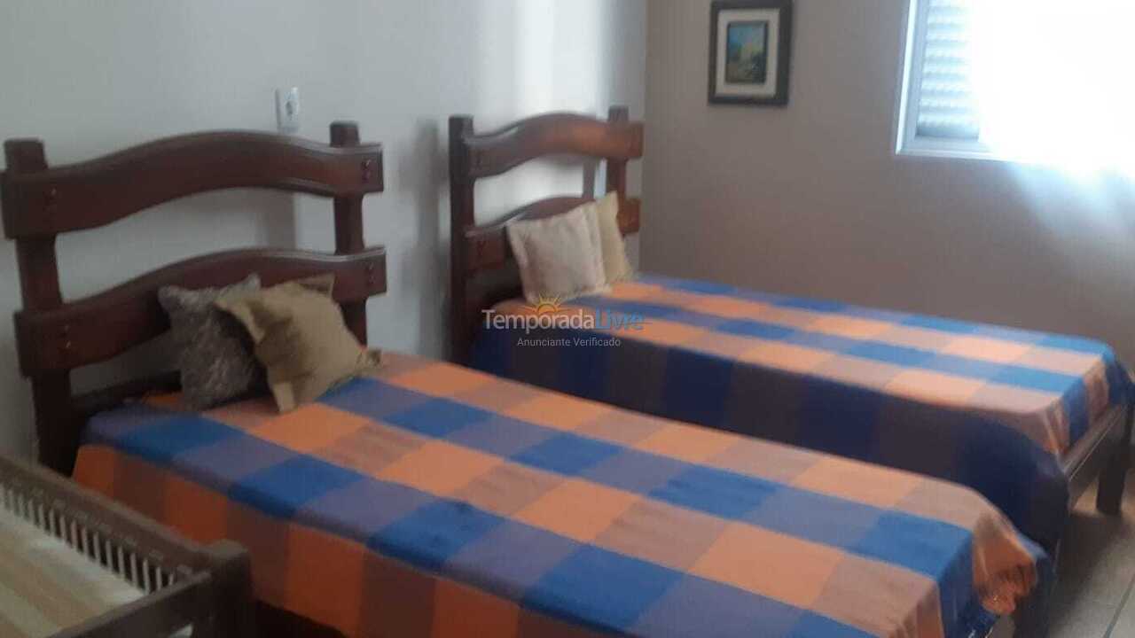 Apartamento para alquiler de vacaciones em Guarujá (Pitangueiras)