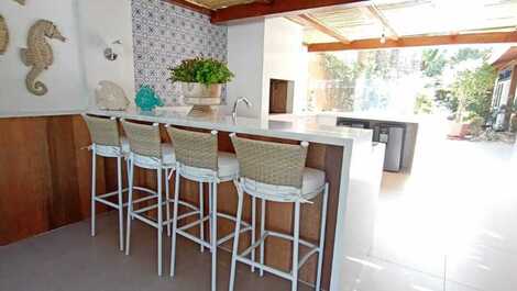 Encantadora casa disponible para enero Camburizinho