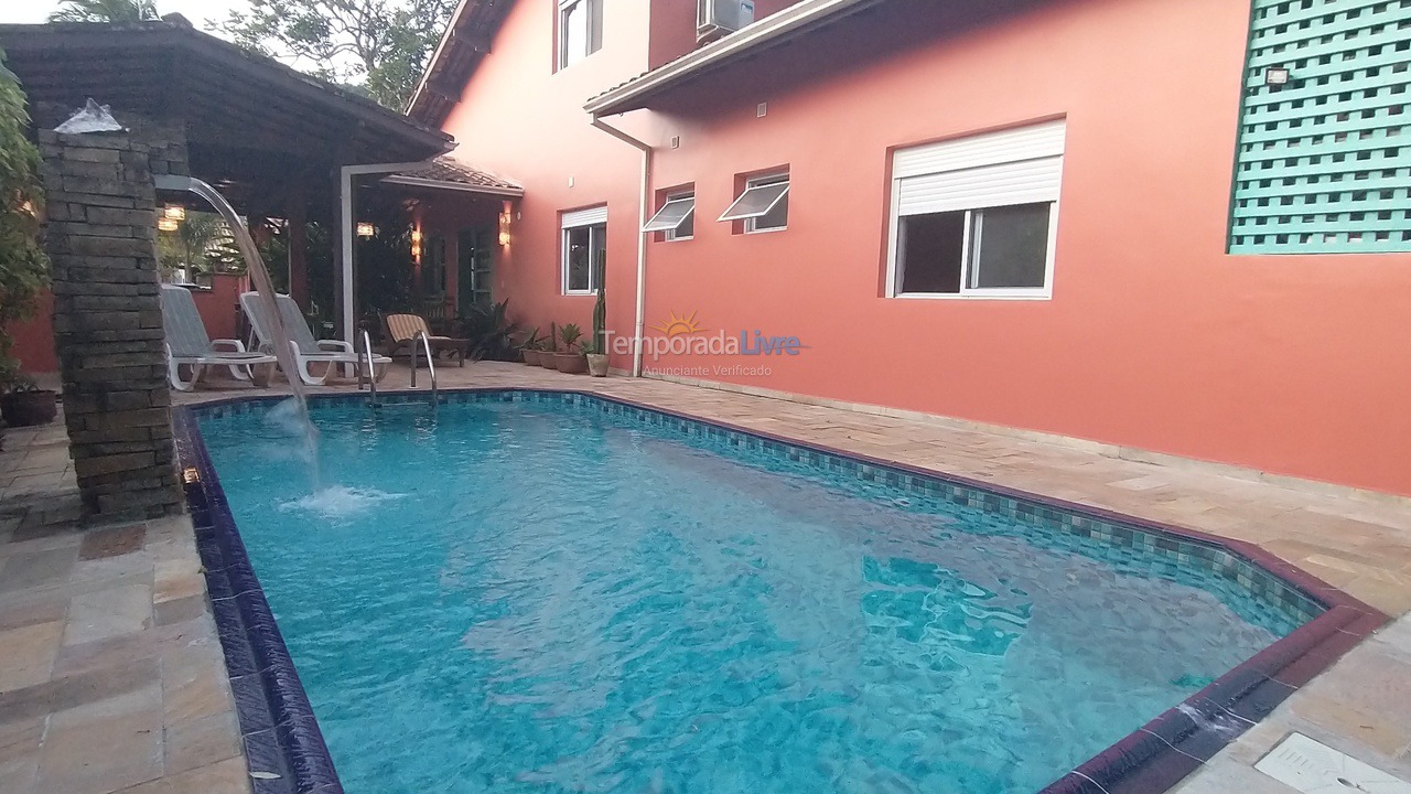 Casa para aluguel de temporada em São Sebastião (Toque Toque Pequeno)