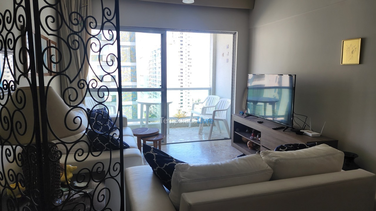 Apartamento para aluguel de temporada em Guarujá (Pitangueiras)