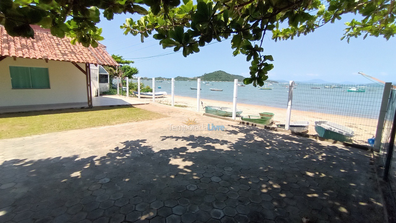 House for vacation rental in Governador Celso Ramos (Fazenda da Armação)