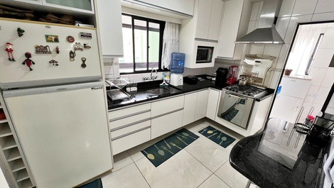 Temporada Ed. Dario Carlos: 4 quartos // churrasqueira // wifi