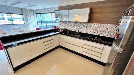 Temporada Ed. Dario Carlos: 4 quartos // churrasqueira // wifi