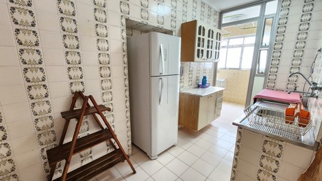 2 dormitorios en esquina de la playa, frente al centro comercial, 6 personas, 1 gv