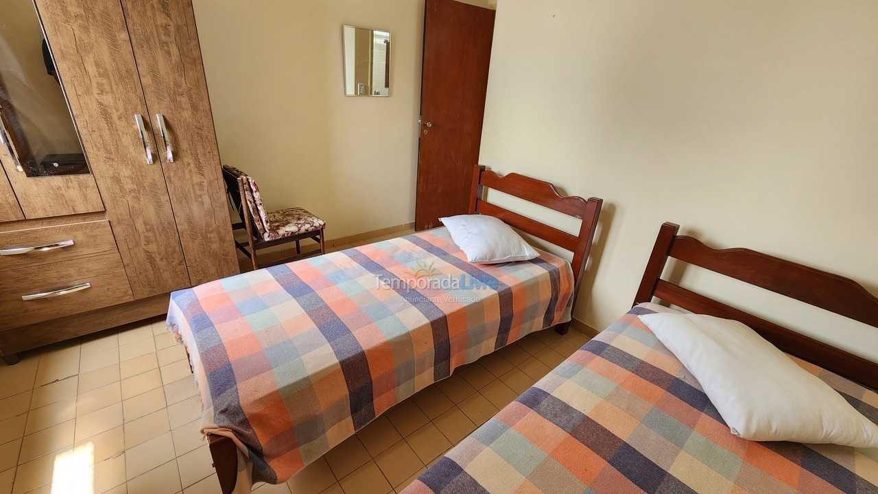 Apartamento para alquiler de vacaciones em Guarujá (Pitangueiras)