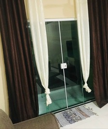 Amplia casa con garaje cerca de la playa de Peró - Cabo Frio, RJ