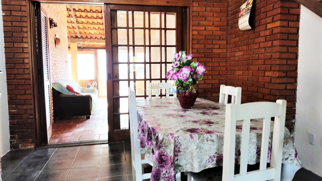 House for vacation rental in Pelotas (Laranjal)