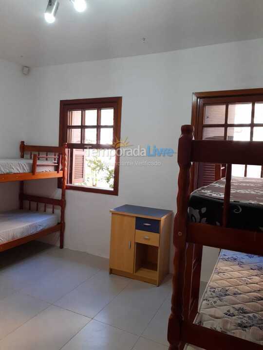 House for vacation rental in Pelotas (Laranjal)