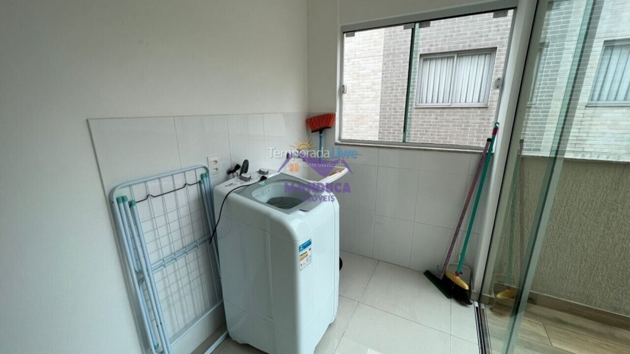 Apartamento para aluguel de temporada em Bombinhas (Praia de Quatro Ilhas)