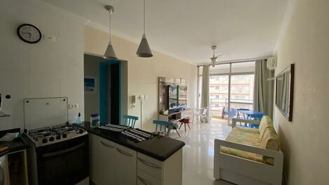 Cozinha conjugada com a sala.