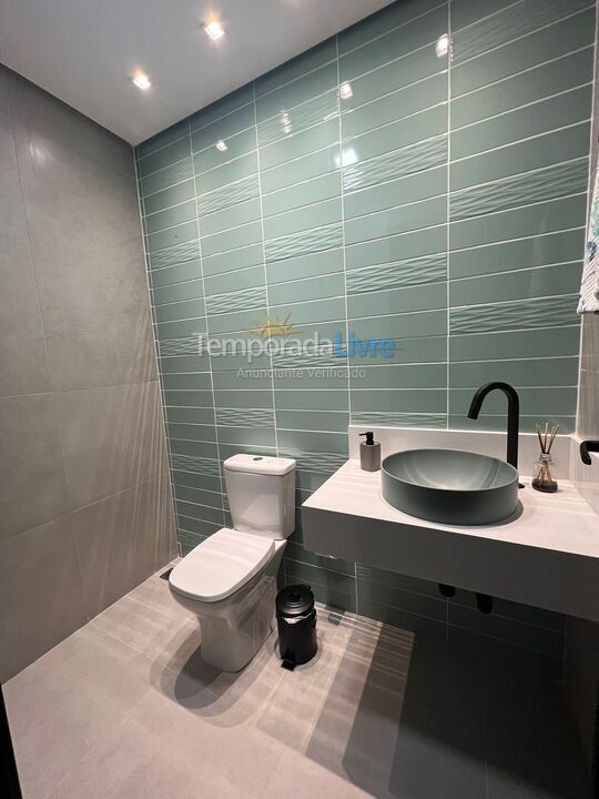 Casa para alquiler de vacaciones em Bertioga (Condominio Morada da Praia)