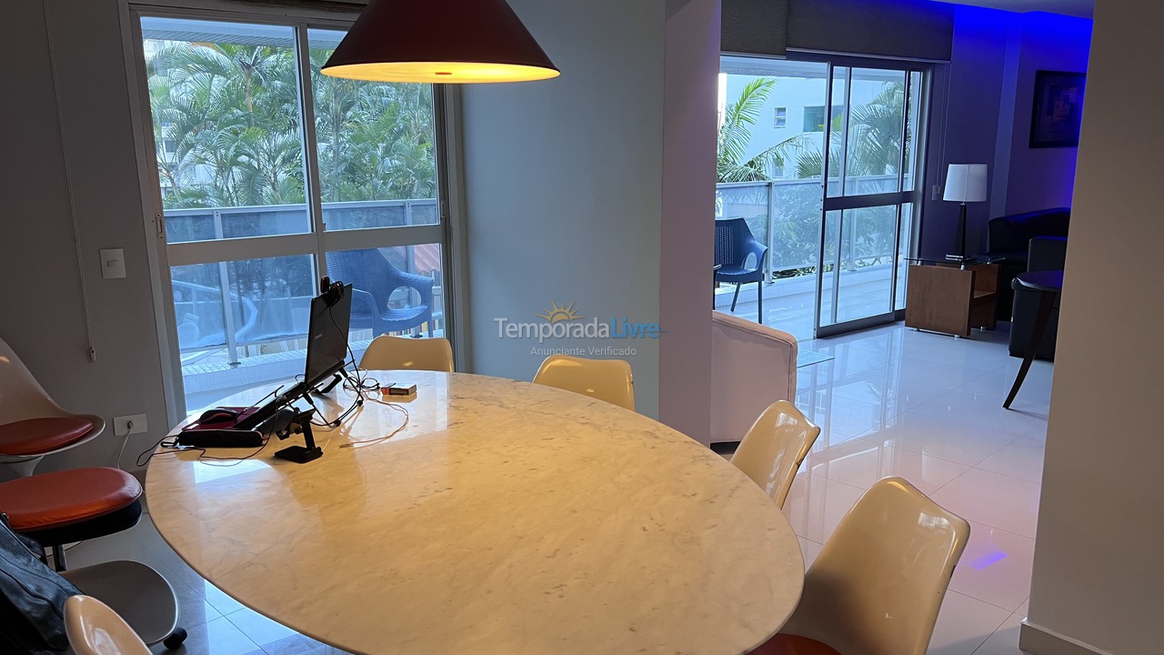 Apartamento para alquiler de vacaciones em Guarujá (Pitangueiras)