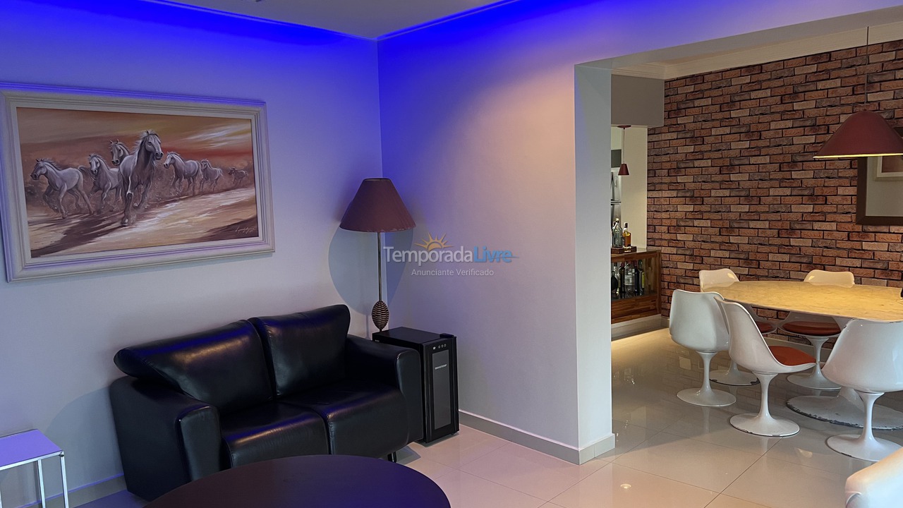 Apartamento para alquiler de vacaciones em Guarujá (Pitangueiras)