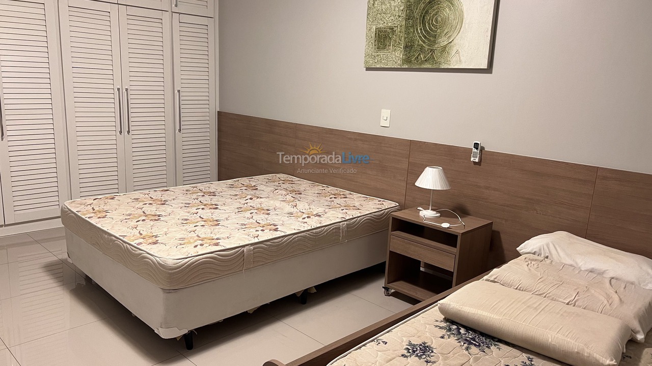 Apartamento para alquiler de vacaciones em Guarujá (Pitangueiras)