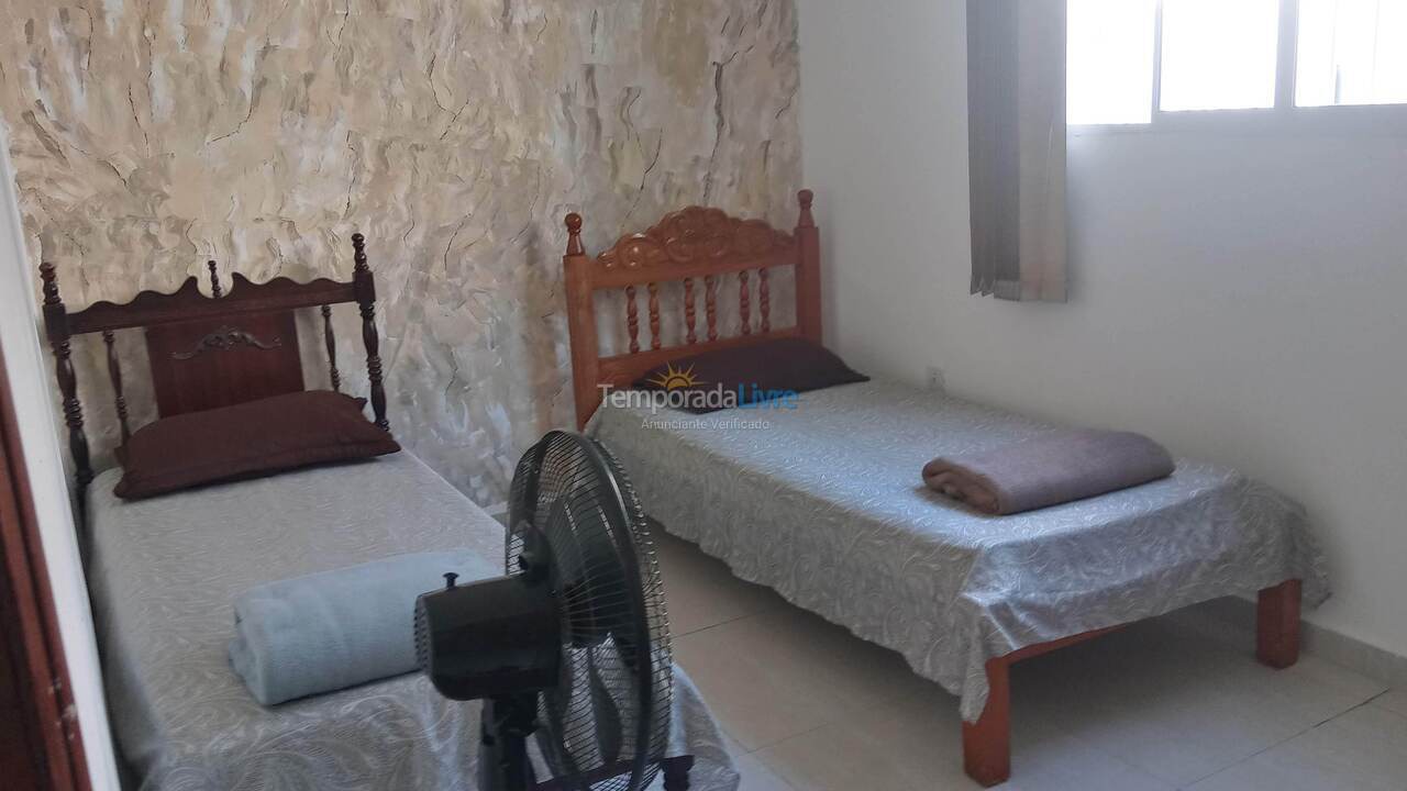 Casa para aluguel de temporada em Lorena (São Roque)