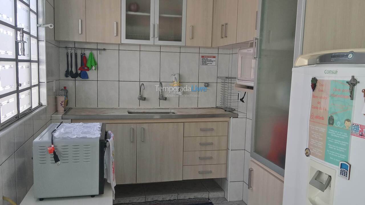 Casa para aluguel de temporada em Lorena (São Roque)