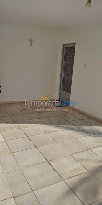 Casa para aluguel de temporada em Lorena (São Roque)