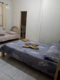 HOUSE IN FRONT AT 300.00 A DAILY IN GATE CONDOMINIUM