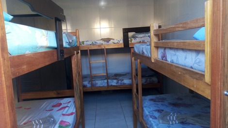 HOUSE IN FRONT AT 300.00 A DAILY IN GATE CONDOMINIUM