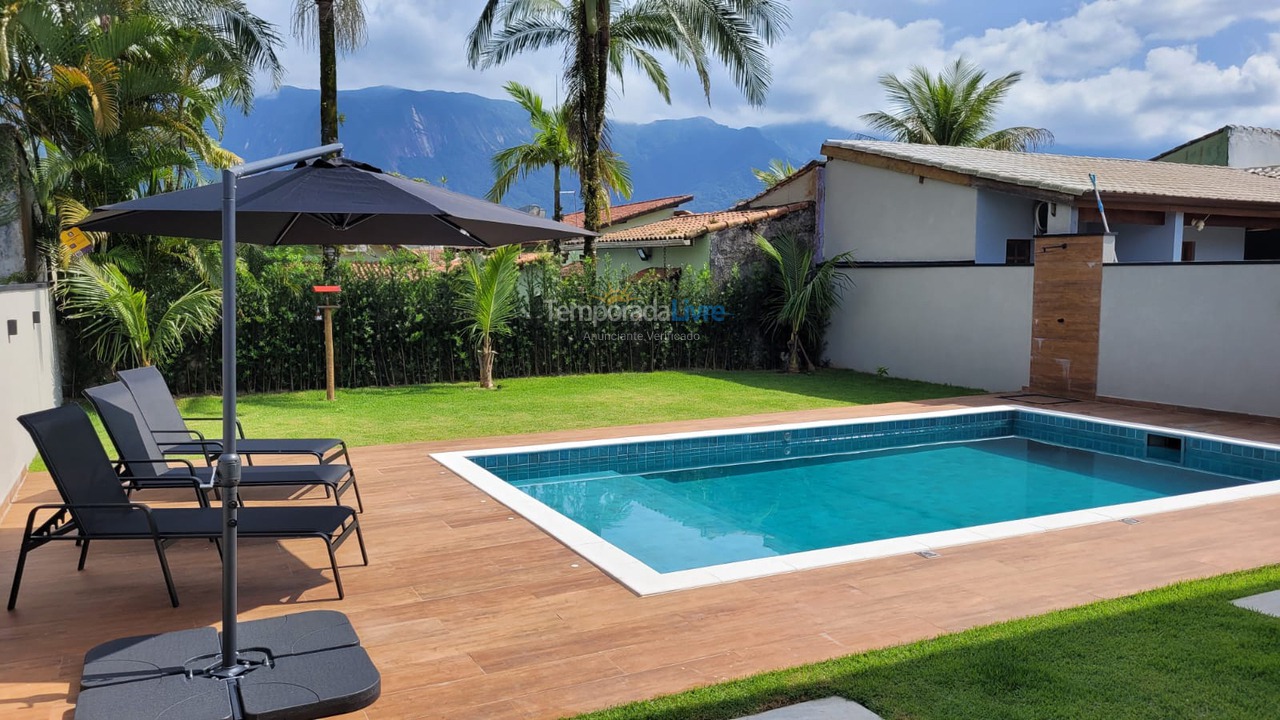 Casa para alquiler de vacaciones em Bertioga (Condominio Morada da Praia)