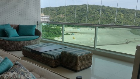 Front apartment in Riviera de São Lourenço