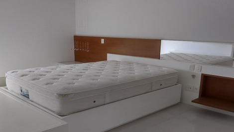 Front apartment in Riviera de São Lourenço