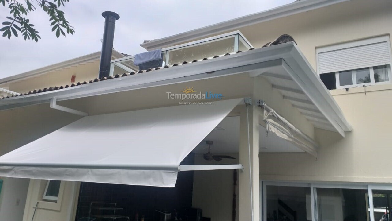 Casa para aluguel de temporada em São Sebastião (Maresias)