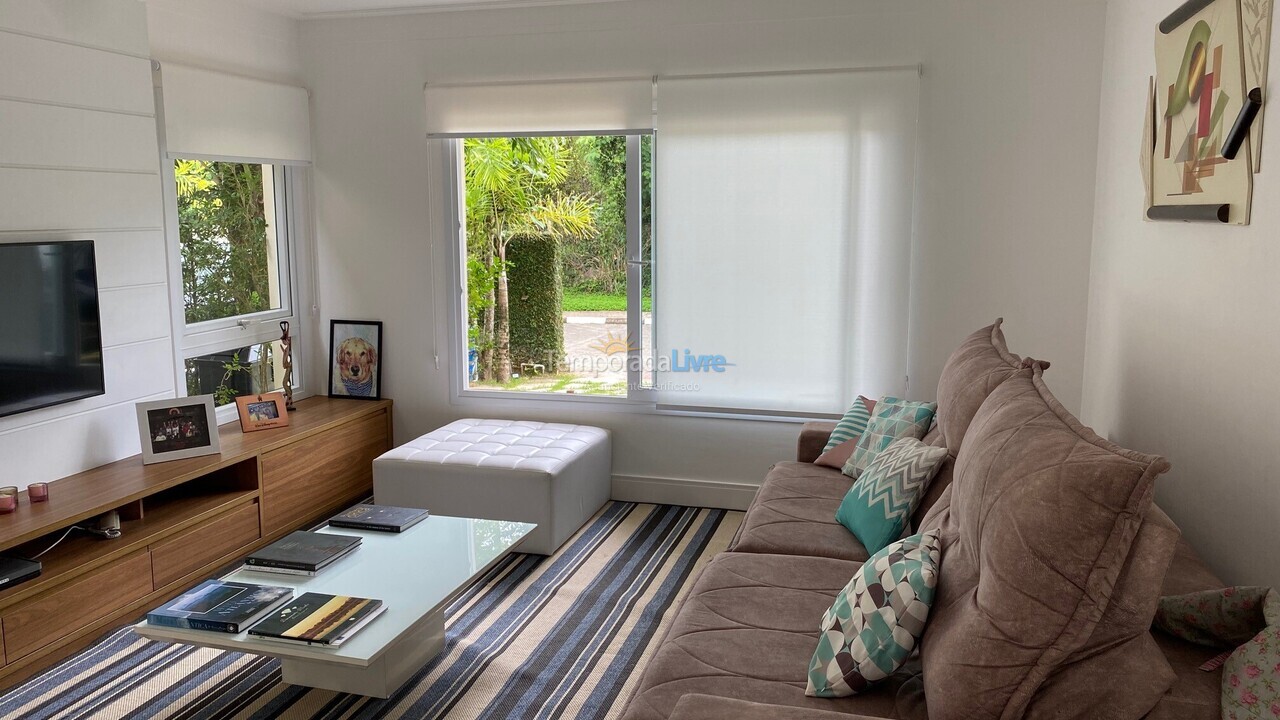 Casa para aluguel de temporada em São Sebastião (Maresias)